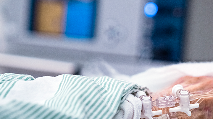 Elderly Patient in hospital bed during an epidemic outbreak of covid 19 virus outbreak. Photo by HRAUN/Getty Images