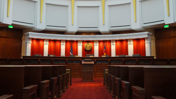 The Colorado Supreme Court courtroom, located on the fourth floor of the Ralph L. Carr Colorado Judicial Center, located at 2 East 14th Avenue in Denver, Colorado. Photo by Jeffrey Beall/Wikimedia Commons