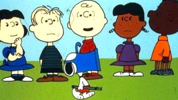 Peanuts Gang with Dolores