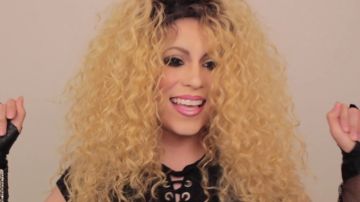 Aurelio Sánchez as Shakira on his Youtube