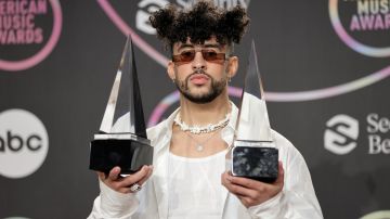 LOS ANGELES, CALIFORNIA - NOVEMBER 21: Bad Bunny, winner of the Favorite Male Latin Artist award, poses in the press room at the 2021 American Music Awards at Microsoft Theater on November 21, 2021 in Los Angeles, California.