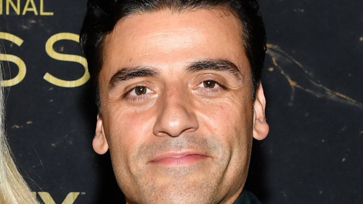 NEW YORK, NEW YORK - OCTOBER 12: Oscar Isaac attends HBO's "Succession" Season 3 Premiere at American Museum of Natural History on October 12, 2021 in New York City.