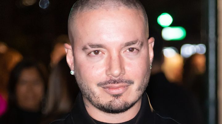 NEW YORK, NEW YORK - NOVEMBER 10: Singer and rapper J Balvin is seen arriving to the 2021 CFDA Awards at The Grill Room in The Seagram Building on November 10, 2021 in New York City. (Photo by Gilbert Carrasquillo/GC Images)