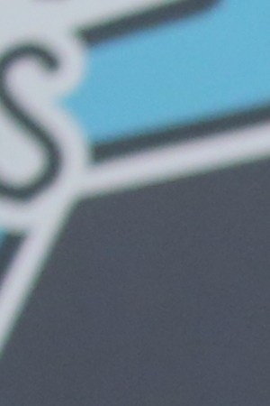 PALMA DE MALLORCA, SPAIN - NOVEMBER 12: Rosalia and Rauw attend 'Los40 Music Awards' Photocall on November 12, 2021 in Palma de Mallorca, Spain. (Photo by Isabel Infantes/Getty Images)