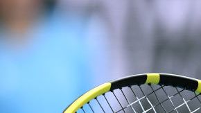 ADELAIDE, AUSTRALIA - JANUARY 06: Leylah Fernandez of Canada hits a forehand in her match against Iga Swiatek of Poland during day five of the 2022 Adelaide International at Memorial Drive on January 06, 2022 in Adelaide, Australia. (Photo by Mark Brake/Getty Images)