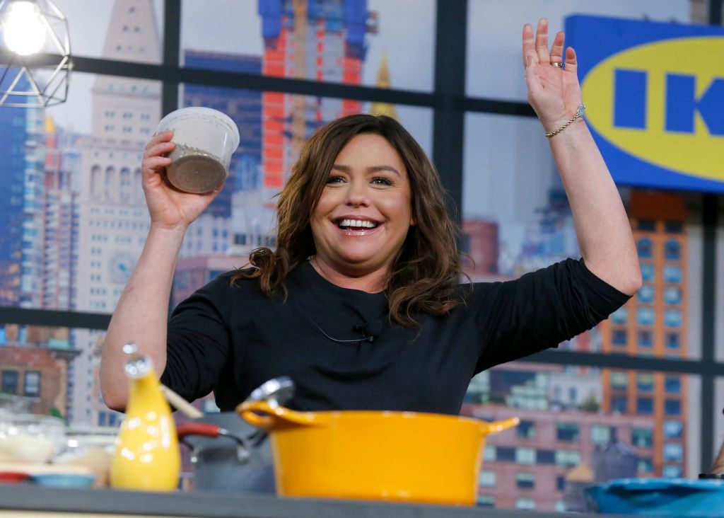 Cooking Rocks Rachel Ray Rachael Ray Cooks Refried Beans & Abuelas Everywhere Are Horrified