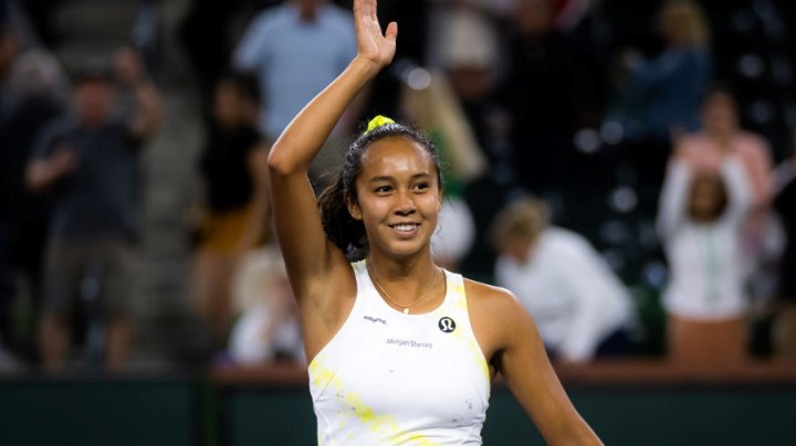 INDIAN WELLS, CALIFORNIA - MARCH 14: Leylah Fernandez of Canada celebrates defeating Shelby Rogers of the United States in her third-round match at the 2022 BNP Paribas Open at the Indian Wells Tennis Garden on March 14, 2022 in Indian Wells, California (Photo by Robert Prange/Getty Images)