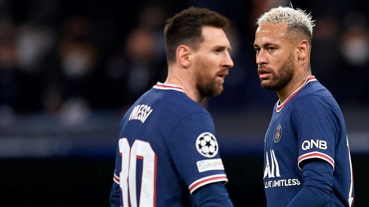 Leo Messi and Neymar of PSG during the UEFA Champions League Round Of Sixteen Leg Two match between Real Madrid and Paris Saint-Germain at Estadio Santiago Bernabeu on March 9, 2022 in Madrid, Spain. (Photo by Jose Breton/Pics Action/NurPhoto via Getty Images)