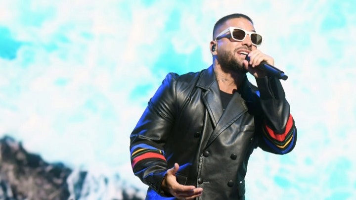 LAS VEGAS, NEVADA - JANUARY 29: Singer Maluma performs at Calibash Las Vegas 2022 at T-Mobile Arena on January 29, 2022 in Las Vegas, Nevada. (Photo by Bryan Steffy/Getty Images)