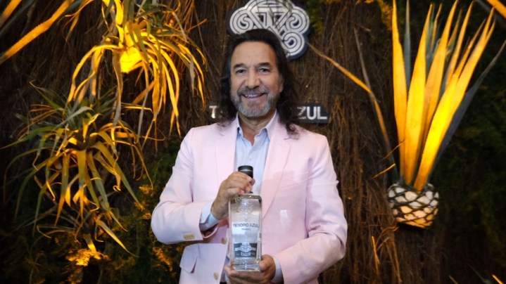 MEXICO CITY, MEXICO - MARCH 09: Marco Antonio Solis 'El Buki' poses for photos during a launch event of the tequila "Tesoro Azul" by Marco Antonio Solis on March 9, 2022 in Mexico City, Mexico. (Photo by Medios y Media/Getty Images)