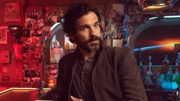 Santiago Cabrera as Rios of the Paramount+ original series STAR TREK: PICARD. Photo Cr: Sarah Coulter/Paramount+ ©2022 ViacomCBS. All Rights Reserved.
