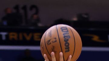 NEW ORLEANS, LOUISIANA - MARCH 09: Jose Alvarado #15 of the New Orleans Pelicans shoots against Moritz Wagner #21 of the Orlando Magic during the second half at the Smoothie King Center on March 09, 2022 in New Orleans, Louisiana. NOTE TO USER: User expressly acknowledges and agrees that, by downloading and or using this Photograph, user is consenting to the terms and conditions of the Getty Images License Agreement. (Photo by Jonathan Bachman/Getty Images)