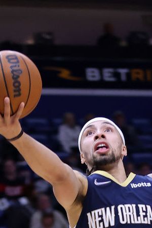 NEW ORLEANS, LOUISIANA - MARCH 09: Jose Alvarado #15 of the New Orleans Pelicans shoots against Moritz Wagner #21 of the Orlando Magic during the second half at the Smoothie King Center on March 09, 2022 in New Orleans, Louisiana. NOTE TO USER: User expressly acknowledges and agrees that, by downloading and or using this Photograph, user is consenting to the terms and conditions of the Getty Images License Agreement. (Photo by Jonathan Bachman/Getty Images)