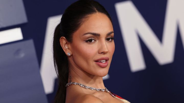 LOS ANGELES, CALIFORNIA - APRIL 04: Eiza González attends the Los Angeles premiere of "Ambulance" at the Academy Museum of Motion Pictures on April 04, 2022 in Los Angeles, California. (Photo by David Livingston/FilmMagic)