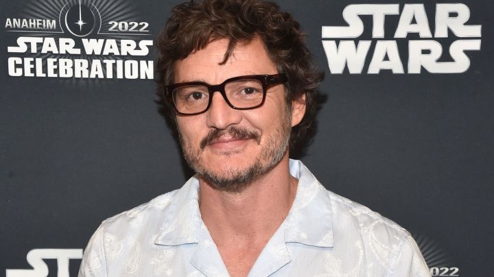 ANAHEIM, CALIFORNIA - MAY 28: Pedro Pascal attends the panel for “The Mandalorian” series at Star Wars Celebration in Anaheim, California on May 28, 2022. (Photo by Alberto E. Rodriguez/Getty Images for Disney)