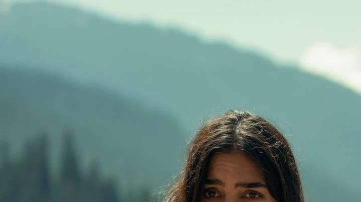 Melissa Barrera in Keep Breathing. RICARDO HUBBS/NETFLIX