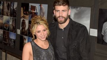 BARCELONA, SPAIN - JANUARY 25: Shakira (L) and Gerard Pique (R) attend the 'Festa De Esport Catala 2016 awards' on January 25, 2016 in Barcelona, Spain. (Photo by Robert Marquardt/Getty Images)