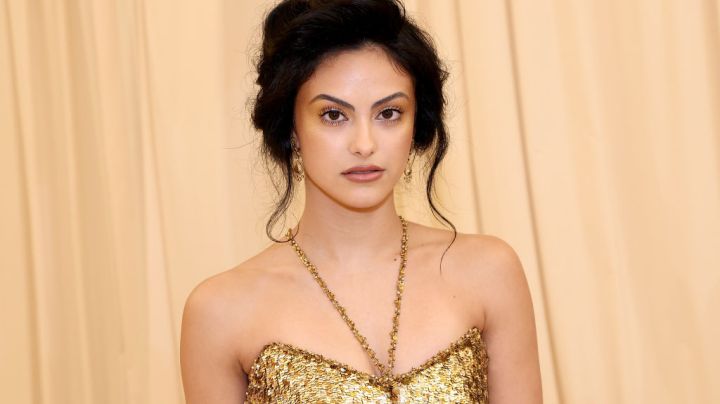 NEW YORK, NEW YORK - MAY 02: (Exclusive Coverage) Camila Mendes arrives at The 2022 Met Gala Celebrating "In America: An Anthology of Fashion" at The Metropolitan Museum of Art on May 02, 2022 in New York City. (Photo by Arturo Holmes/MG22/Getty Images for The Met Museum/Vogue )