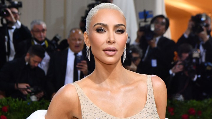 US socialite Kim Kardashian arrives for the 2022 Met Gala at the Metropolitan Museum of Art on May 2, 2022, in New York. - The Gala raises money for the Metropolitan Museum of Art's Costume Institute. The Gala's 2022 theme is "In America: An Anthology of Fashion". (Photo by ANGELA WEISS / AFP) (Photo by ANGELA WEISS/AFP via Getty Images)