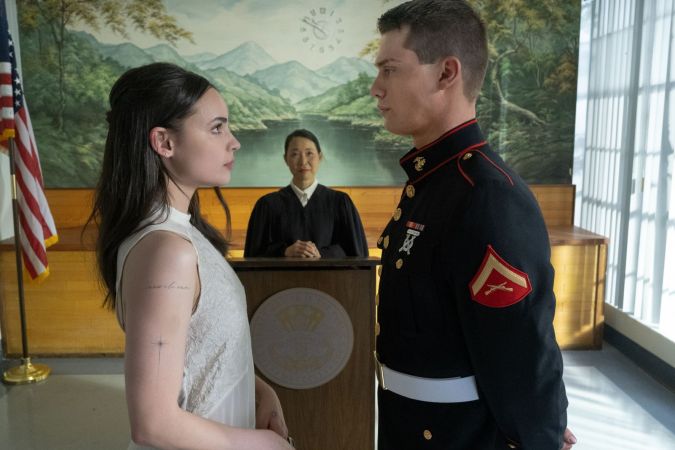 Purple Hearts. (L to R) Sofia Carson as Cassie, Nicholas Galitzine as Luke in Purple Hearts. Cr. Mark Fellman/Netflix © 2022.