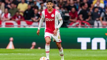 AMSTERDAM, THE NETHERLANDS - JULY 30: Edson Alvarez of Ajax during the Johan Cruijff Schaal match between Ajax and PSV at Johan Cruijff ArenA on July 30, 2022 in Amsterdam, The Netherlands (Photo by Geert van Erven/Orange Pictures/BSR Agency/Getty Images)