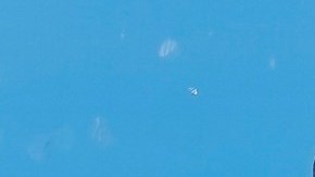 DELRAY BEACH, FL - FEBRUARY 13: Bianca Fernandez (CAN) and Leylah Fernandez (CAN) pose together after an exhibition match at the ATP Delray Beach Open on February 13, 2022, at the Delray Beach Stadium & Tennis Center in Delray Beach, Florida.(Photo by Aaron Gilbert/Icon Sportswire via Getty Images)