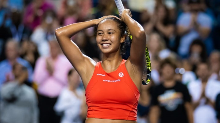 TORONTO, ONTARIO - AUGUST 08: Leylah Fernandez of Canada celebrates defeating Storm Sanders of Australia in her first round match on Day 3 of the National Bank Open, part of the Hologic WTA Tour, at Sobeys Stadium on August 08, 2022 in Toronto, Ontario (Photo by Robert Prange/Getty Images)