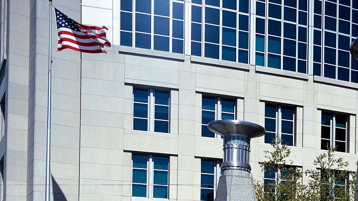 UNITED STATES - AUGUST 26:  Federal Courthouse, Sacramento, California (Photo by Carol M. Highsmith/Buyenlarge/Getty Images)