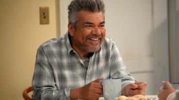 George Lopez (No Man’s Land) is back on TV with a new eponymous sitcom on NBC. Lopez vs. Lopez
