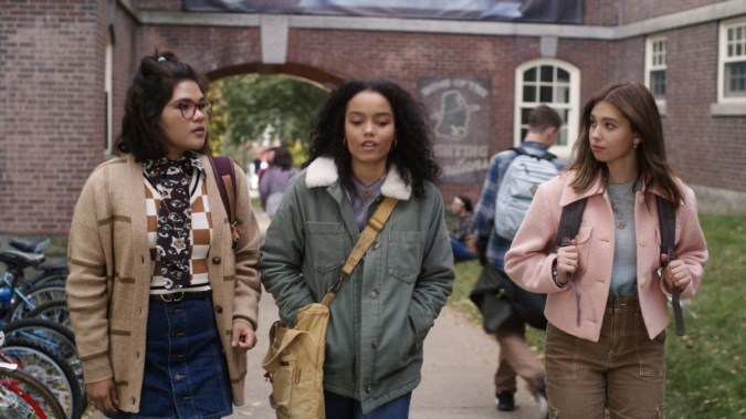 Belissa Escobedo, Lilia Buckingham, and Whitney Peak from Hocus Pocus 2