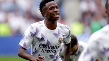 MADRID, SPAIN - OCTOBER 16: Vinicius Junior of Real Madrid during the La Liga Santander match between Real Madrid v FC Barcelona at the Estadio Santiago Bernabeu on October 16, 2022 in Madrid Spain (Photo by David S. Bustamante/Soccrates/Getty Images)