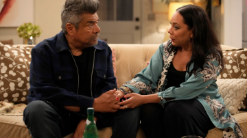 LOPEZ VS. LOPEZ -- "Pilot" Episode 101 -- Pictured: (l-r) George Lopez as George, Selenis Leyva as Rosie -- (Photo by: Casey Durkin/NBC)
