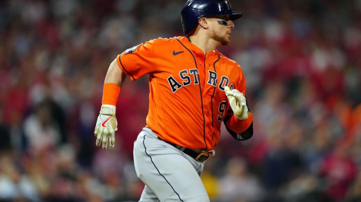 PHILADELPHIA, PA - NOVEMBER 02:  Christian Vázquez #9 of the Houston Astros runs to first base with a single in the fourth inning during Game 4 of the 2022 World Series between the Houston Astros and the Philadelphia Phillies at Citizens Bank Park on Wednesday, November 2, 2022 in Philadelphia, Pennsylvania. (Photo by Daniel Shirey/MLB Photos via Getty Images)
