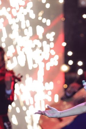 Becky G_Paquita_Classics_"Te Quiero Besar"