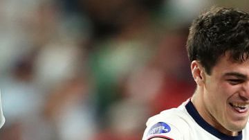 DENVER, CO - JUNE 06: Giovanni Reyna #7, Tyler Adams #4 and Weston McKennie #8 of United States celebrates after winning the CONCACAF Nations League Championship Final between United States and Mexico at Empower Field At Mile High on June 6, 2021 in Denver, Colorado. (Photo by Omar Vega/Getty Images)