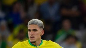 AL RAYYAN, QATAR - DECEMBER 09: Pedro, Neymar, Antony, Marquinhos, Fred and Alex Sandro of Brazil look dejected during the FIFA World Cup Qatar 2022 quarter final match between Croatia and Brazil at Education City Stadium on December 9, 2022 in Al Rayyan, Qatar. (Photo by Visionhaus/Getty Images)