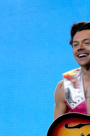 INDIO, CALIFORNIA - APRIL 22: Harry Styles performs on the Coachella stage during the 2022 Coachella Valley Music And Arts Festival on April 22, 2022 in Indio, California. (Photo by Kevin Mazur/Getty Images for Harry Styles)
