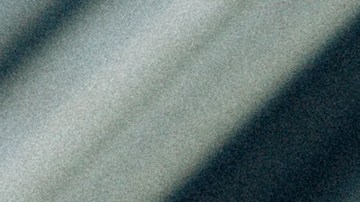 Rauw Alejandro_"De Carolina"_Cell Phone