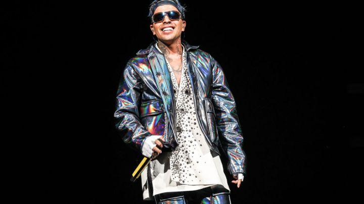 SUNRISE, FLORIDA - OCTOBER 01: Rauw Alejandro performs during the Uforia Mix Live 2022 at FLA Live Arena on October 01, 2022 in Sunrise, Florida. (Photo by John Parra/Getty Images)