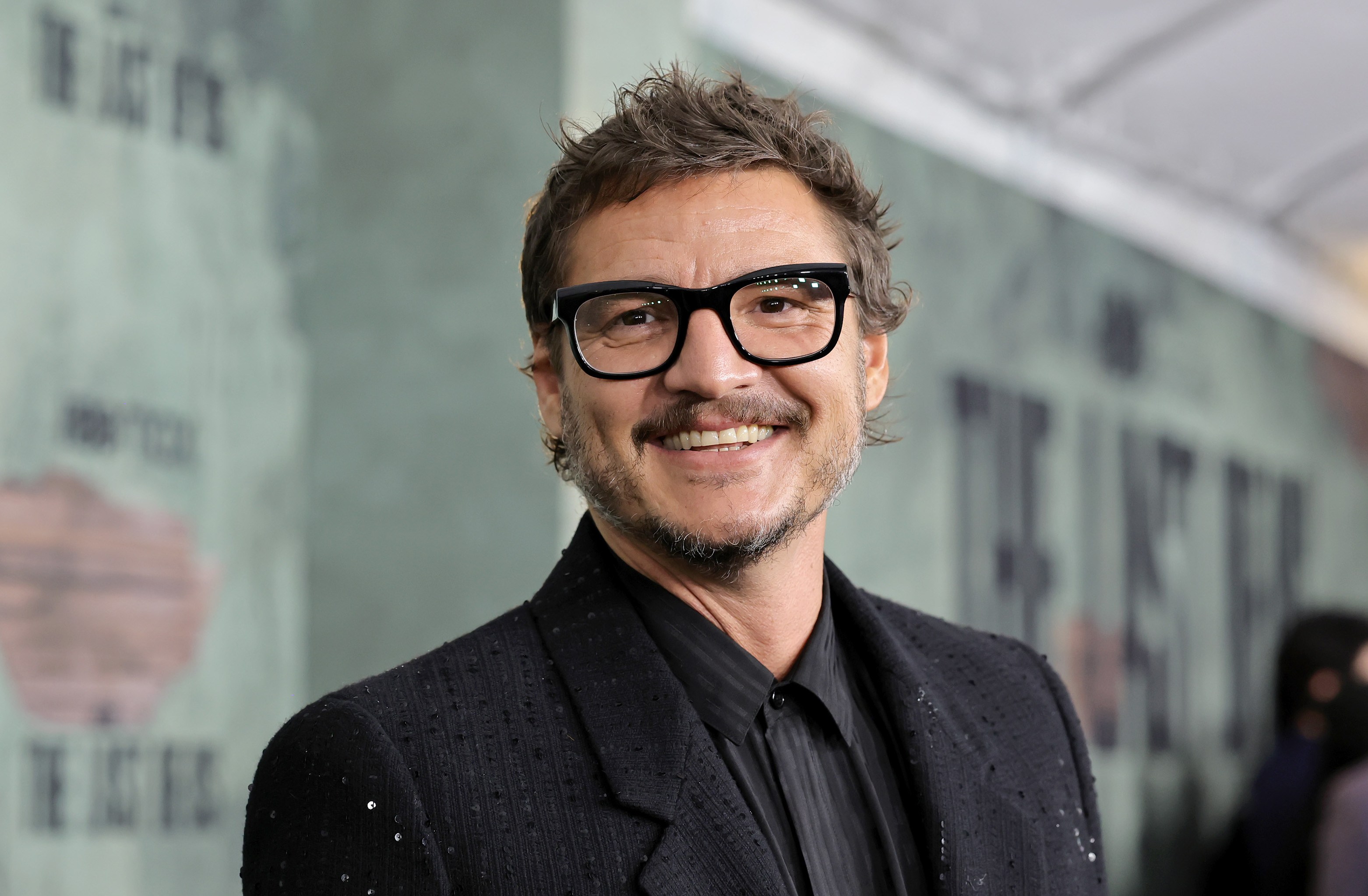 Peo Pascal WATCH: Pedro Pascal Goes Scorched Earth in Latest ‘Hot Ones’ Episode