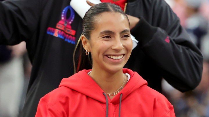 LAS VEGAS, NEVADA - FEBRUARY 05: AFC offensive coordinator Diana Flores and AFC captain Snoop Dogg are introduced during the 2023 NFL Pro Bowl Games at Allegiant Stadium on February 05, 2023 in Las Vegas, Nevada. (Photo by Ethan Miller/Getty Images)