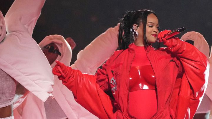 GLENDALE, ARIZONA - FEBRUARY 12: Rihanna performs during Apple Music Super Bowl LVII Halftime Show at State Farm Stadium on February 12, 2023 in Glendale, Arizona. (Photo by Kevin Mazur/Getty Images for Roc Nation)