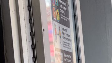 CHICAGO, ILLINOIS - FEBRUARY 21: Chicago mayoral candidate Congressman Jesus "Chuy" Garcia greets commuters at an 'L' station during an early-morning campaign stop in the Pilsen neighborhood on February 21, 2023 in Chicago, Illinois. Garcia is one of eight contenders who are trying to unseat Mayor Lori Lightfoot in the Chicago mayoral race. Election day in the city is February 28. (Photo by Scott Olson/Getty Images)