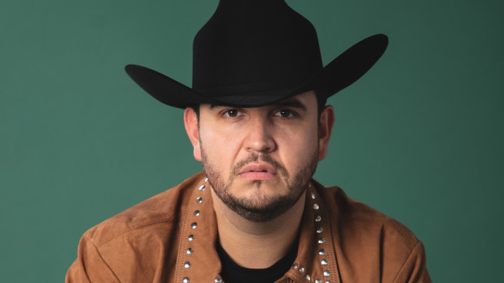 Eden Muñoz_"Consejos Gratis"_Latin American Music