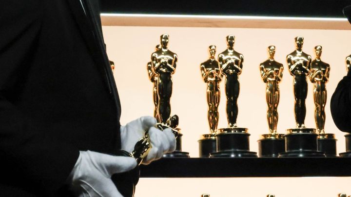 HOLLYWOOD, CA - March 27, 2022: Oscars statuettes sit on display backstage during the show at the 94th Academy Awards at the Dolby Theatre at Ovation Hollywood on Sunday, March 27, 2022. (Robert Gauthier / Los Angeles Times via Getty Images)