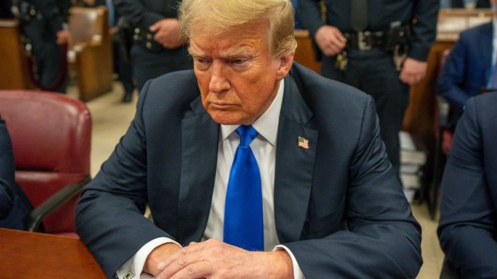 NEW YORK, NEW YORK - MAY 30: Former U.S. President Donald Trump appears in court for his hush money trial at Manhattan Criminal Court on May 30, 2024 in New York City. Judge Juan Merchan gave the jury instructions, and deliberations are entering their second day. The former president faces 34 felony counts of falsifying business records in the first of his criminal cases to go to trial. (Photo by Steven Hirsch-Pool/Getty Images)