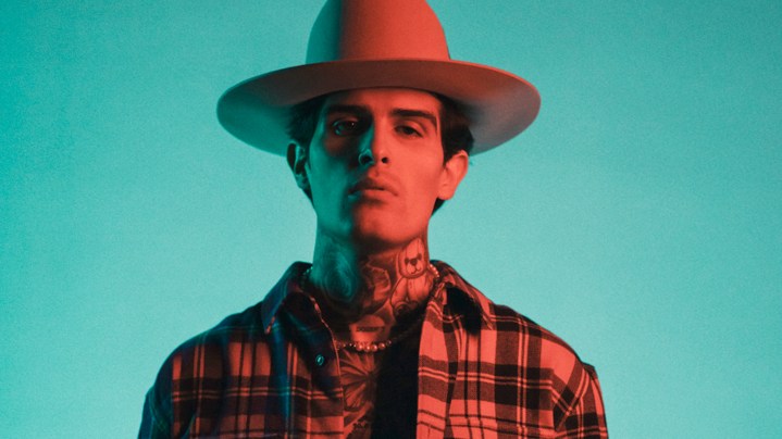 Adriel Favela_"Buscando El Olvido"