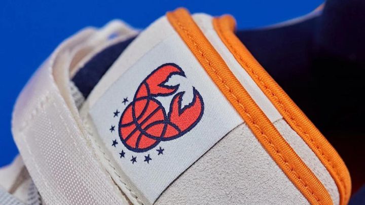 Bad Bunny Adidas Sneakers Cangrejeros
