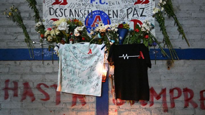 TOPSHOT - A makeshift memorial for victims of a stampede is pictured outside Cuscatlan stadium in San Salvador on May 21, 2023. El Salvador was in shock on May 21, 2023 after 12 people died and hundreds were injured in a stampede at a soccer stadium, as the country's president vowed an investigation. (Photo by MARVIN RECINOS / AFP) (Photo by MARVIN RECINOS/AFP via Getty Images)