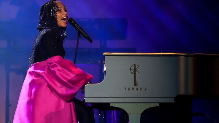 US singer-songwriter Alicia Keys performs during a concert at Movistar Arena in Bogotá on May 11, 2023. (Photo by Juan Pablo Pino / AFP) (Photo by JUAN PABLO PINO/AFP via Getty Images)